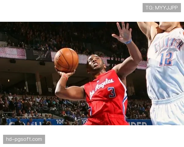 泰雷斯·哈利伯顿因腿筋紧张将至少缺席一周